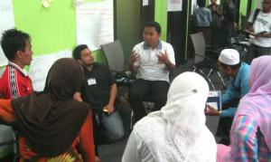 Indonesian - Malaysian dialogue (Photo: Mike Brown)