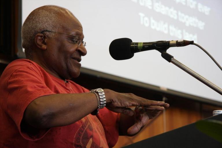 Archbishop Emeritus Desmond Tutu speaking at the Winds of Change conference in Honiara. (PHOTO: RAMSI Participating Police Force Media Unit)